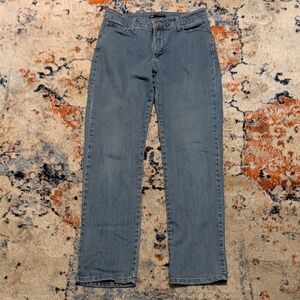Lee Women's Straight Leg Jeans in Medium Blue Wash